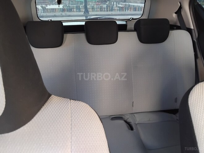Toyota Aqua 2017, 73,000 km - 1.5 l - Bakı