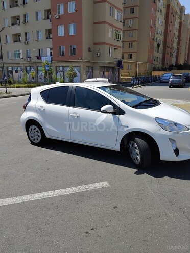 Toyota Aqua 2017, 73,000 km - 1.5 l - Bakı