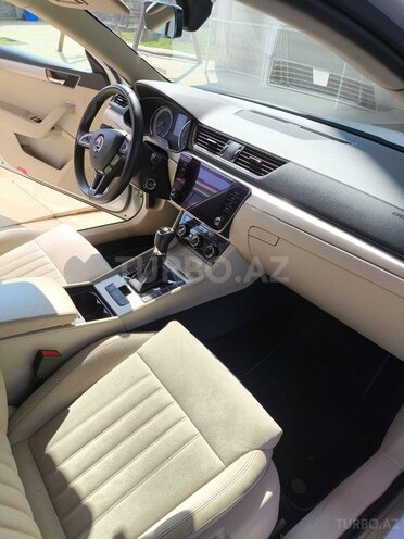 Skoda Superb 2020, 37,500 km - 2.0 l - Bakı
