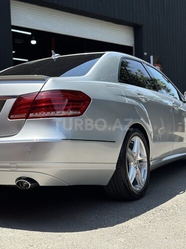 Mercedes E 220 d-9