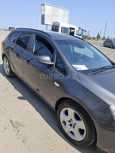 Opel Astra 2011, 317,000 km - 1.4 l - Bakı