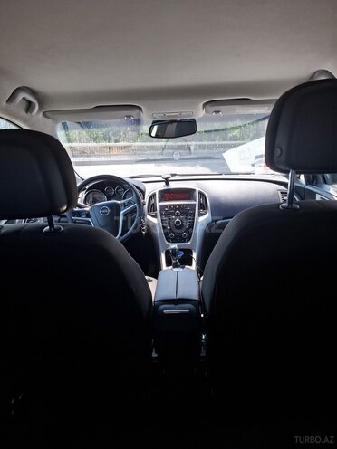 Opel Astra 2011, 317,000 km - 1.4 l - Bakı
