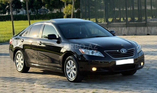 Toyota Camry-4