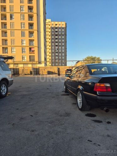BMW 320-6