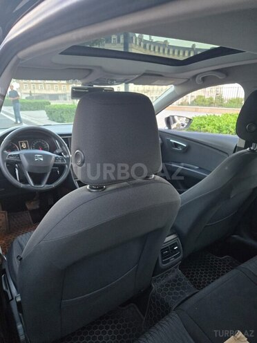 SEAT Leon-7