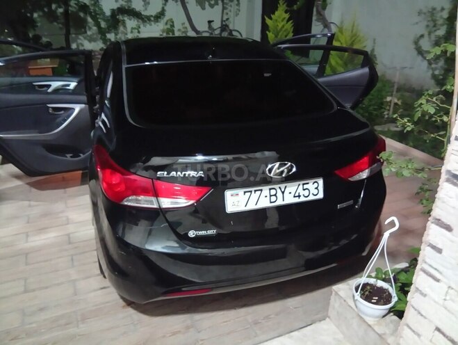Hyundai Elantra 2012, 201,168 km - 1.8 l - Bakı