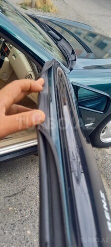 Mercedes E 230 1996, 235,624 km - 2.3 l - Quba