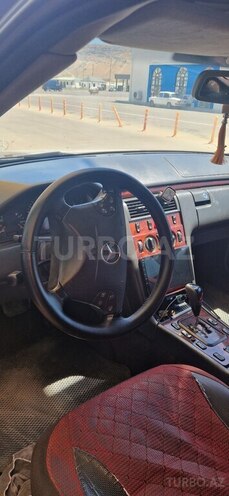 Mercedes E 270 2001, 53,000 km - 2.7 л - Bakı