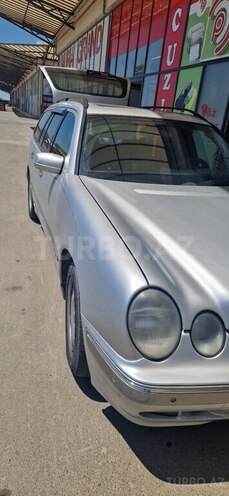 Mercedes E 270 2001, 53,000 km - 2.7 л - Bakı