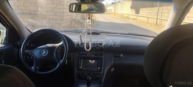 Mercedes C 200 d 2001, 553,000 km - 2.2 l - Bakı