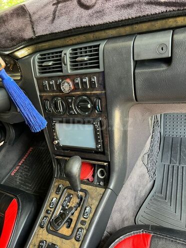 Mercedes E 280 1998, 350,000 km - 2.8 l - İmişli