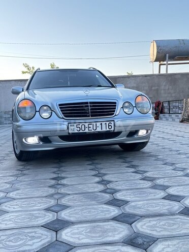 Mercedes E 240 2000, 380,000 km - 2.6 l - Salyan