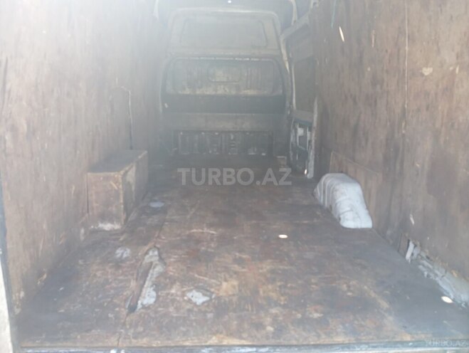 Ford Transit-4