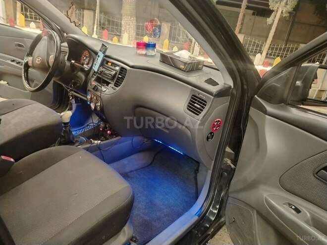 Kia Rio 2008, 289,000 km - 1.4 l - Şirvan