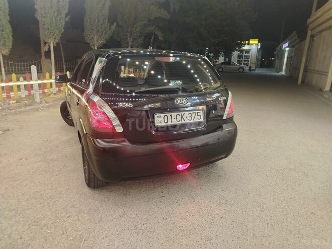 Kia Rio 2008, 289,000 km - 1.4 l - Şirvan