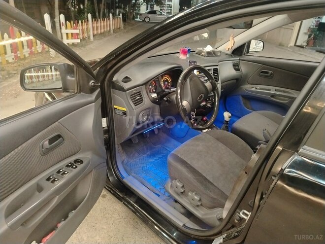 Kia Rio 2008, 289,000 km - 1.4 l - Şirvan