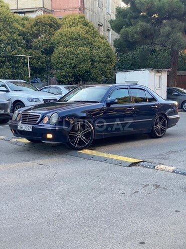 Mercedes E 220 d 2000, 123,575 km - 2.2 l - Bakı