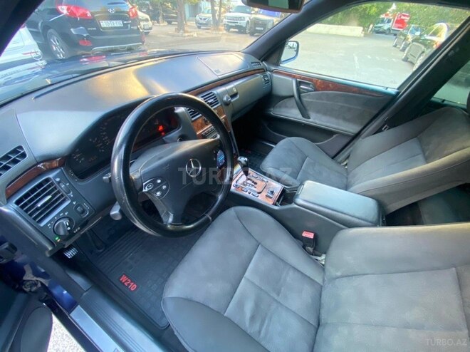 Mercedes E 220 d 2000, 123,575 km - 2.2 l - Bakı