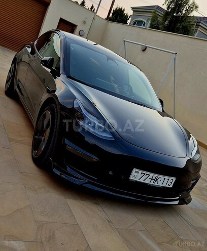 Tesla Model 3-2