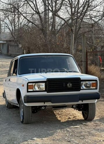LADA (VAZ) 2107 2003, 250,000 km - 1.6 l - Qazax