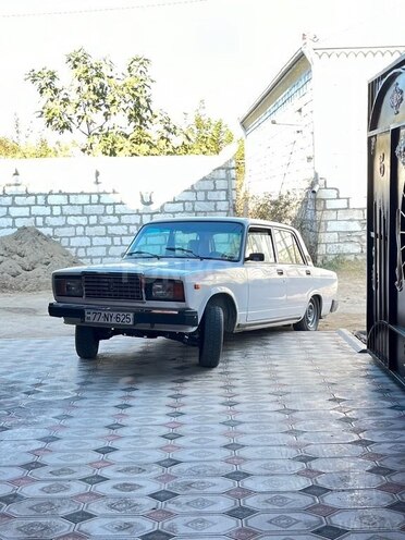 LADA (VAZ) 2107 2003, 250,000 km - 1.6 l - Qazax