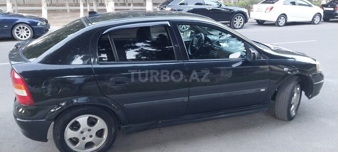 Opel Astra-12