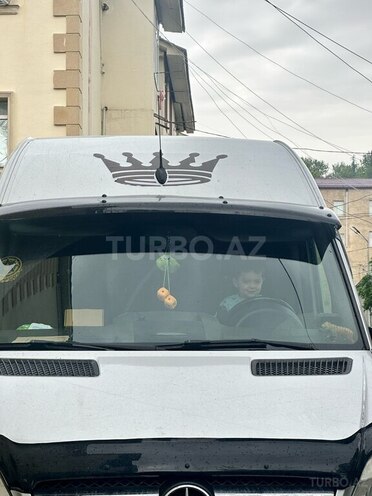 Mercedes Sprinter 515 2007, 198,550 km - 2.2 l - İsmayıllı