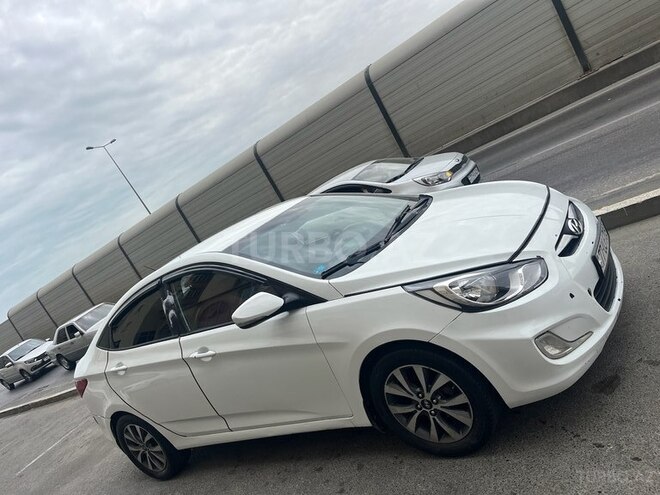 Hyundai Accent 2013, 350,000 km - 1.6 l - Bakı