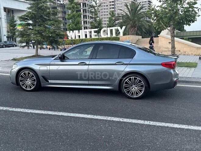 BMW 530e 2018, 94,000 km - 2.0 l - Bakı