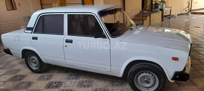 LADA (VAZ) 2107 2003, 620,000 km - 1.6 l - Şabran