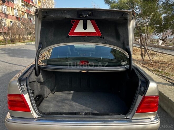 Mercedes E 230 1997, 465,270 km - 2.3 l - Bakı
