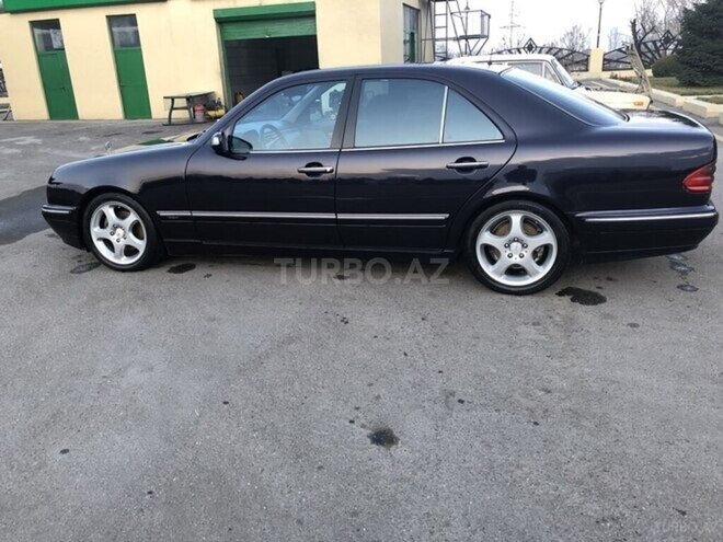 Mercedes E 280 2000, 345,000 km - 2.8 l - Xudat