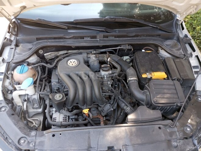 Volkswagen Jetta 2011, 241,402 km - 2.0 l - Bakı