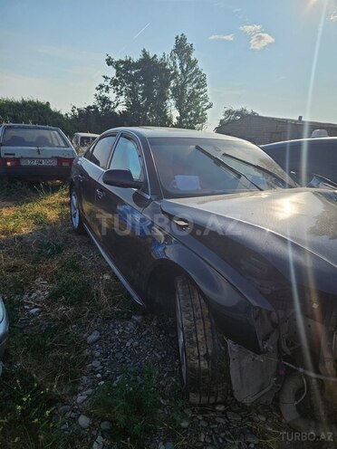 Audi A4 2011, 230,000 km - 2.0 l - Xaçmaz