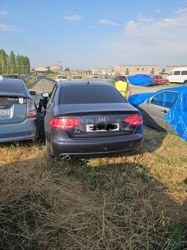Audi A4 2011, 230,000 km - 2.0 l - Xaçmaz