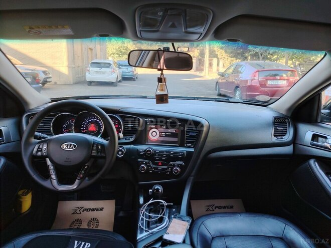 Kia Optima-11
