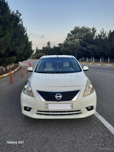 Nissan Sunny 2013, 248,000 km - 1.5 л - Bakı