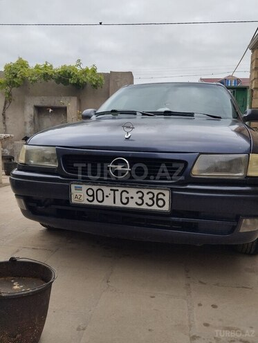 Opel Astra 1997, 450,000 km - 1.6 l - Bakı