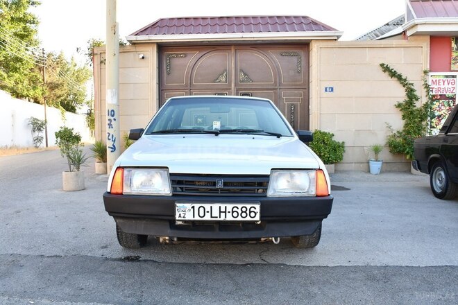 LADA (VAZ) 21099-5