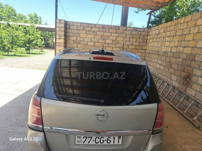 Opel Zafira 2006, 314,000 km - 1.9 l - Quba