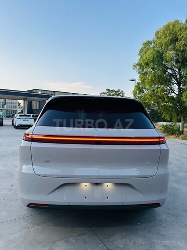 Li Auto  2025, 0 km - 1.5 л - Bakı