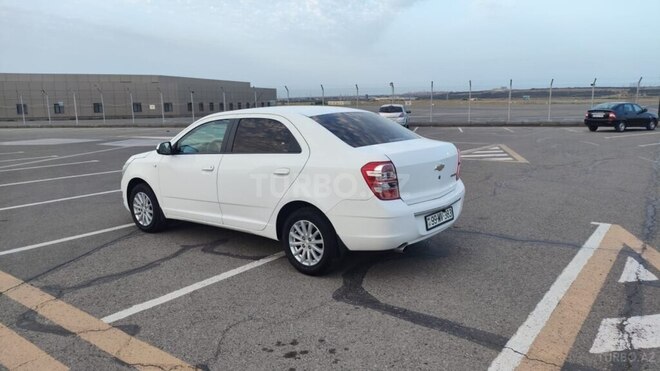 Chevrolet Cobalt-11