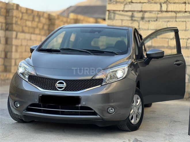 Nissan Note-1