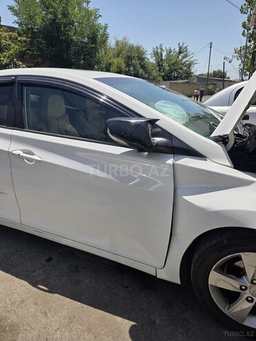 Hyundai Elantra 2012, 185,000 km - 1.8 l - Göyçay