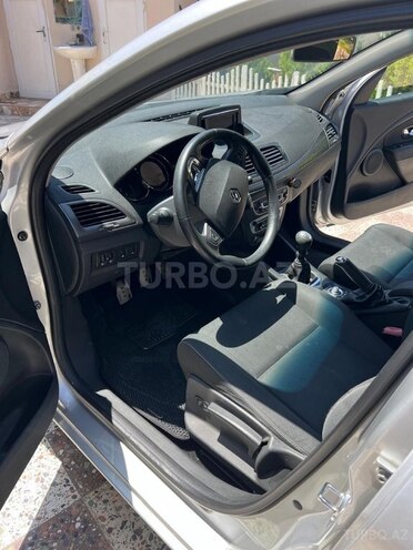 Renault Megane-8