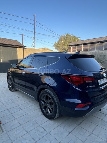 Hyundai Santa Fe-10