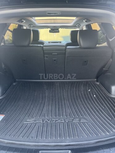Hyundai Santa Fe-11