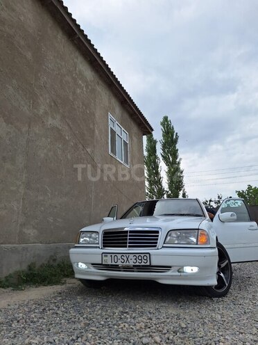 Mercedes C 200 1997, 510,000 km - 2.0 l - Salyan