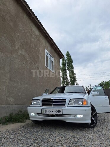 Mercedes C 200 1997, 510,000 km - 2.0 l - Salyan