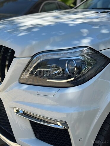 Mercedes GL 500 4MATIC 2015, 74,000 km - 4.7 l - Bakı